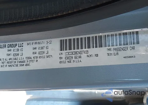 2012 Chrysler 200 Limited z USA, uszkodzony, nr VIN 1C3CCBCB8CN227039